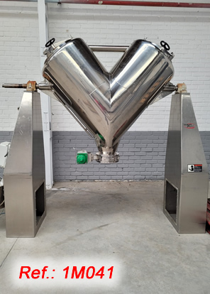 600 LITRE APPROX. LLEAL STAINLESS STEEL V TYPE MIXER