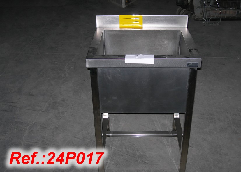 STAINLESS STEEL DEEP SINK WITH LEGS