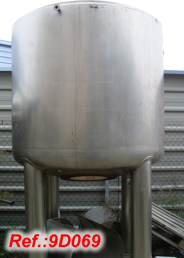 1350 LITRE APPROX. TANK WITH JACKET