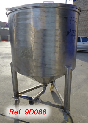1000L APPROX. STAINLESS STEEL TANK WITH BOTTOM OUTLET, LID WITH HANDGRIP AND FEET WITH WHEELS