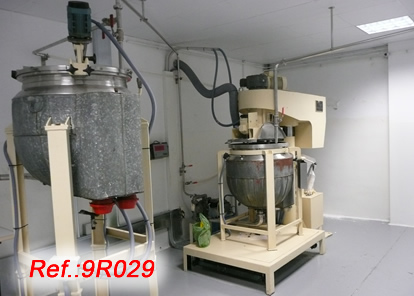LLEAL CREAM MANUFACTURING EQUIPMENT CONSISTING OF A 200L APPROX. MELTER TANK WITH AGITATOR AND PUMP AND A 200L APPROX. REACTOR WITH HEAT JACKET AND AGITATORS