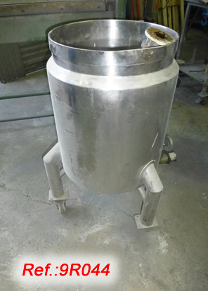 90 LITRE APPROX. MELTER TANK WITH ELECTRIC HEAT JACKET, AGITATOR AND SUPPORT LEGS WITH WHEELS